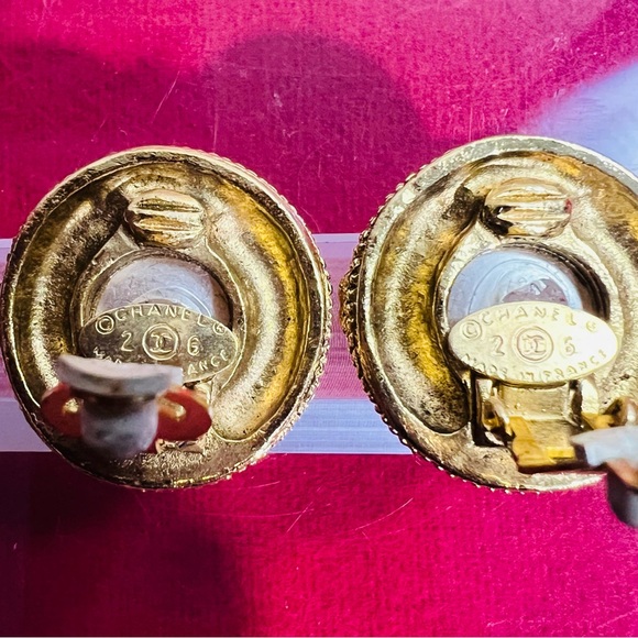 CHANEL Gold Tone and Pearl Round Earrings - Picture 9 of 13